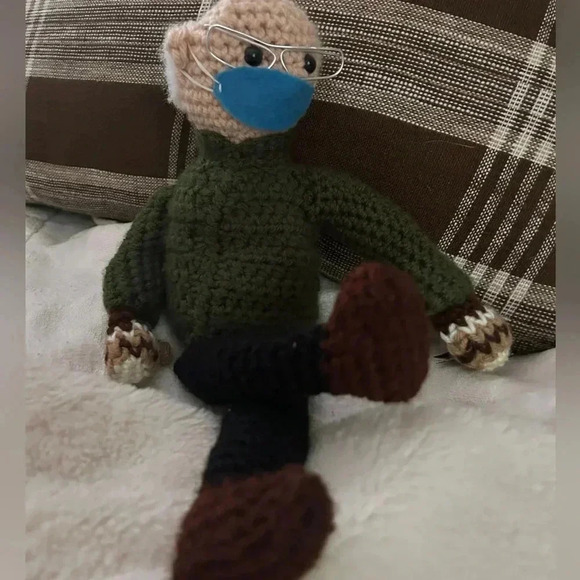 EUC Crochet Bernie Sanders 15” doll.From Covid era. Handmade. Mask and mittens - Picture 2 of 7